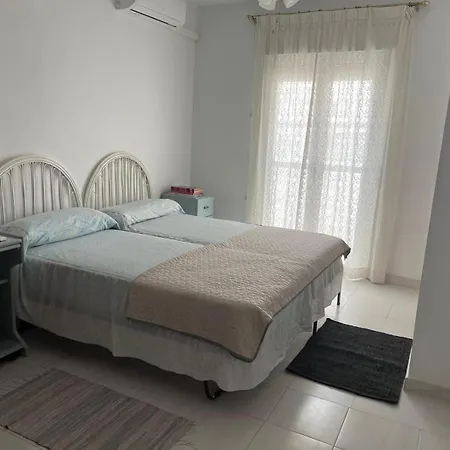Milan 5 Adosado Familiar Con Jardin Y Piscina * Aguadulce (Almeria)