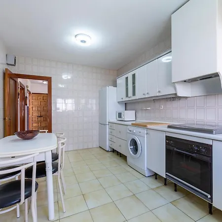 Milan 5 Adosado Familiar Con Jardin بيت للعطل *